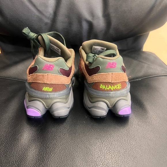 New Balance 9060 Rich Oak Burgundy - Picture 4 of 10